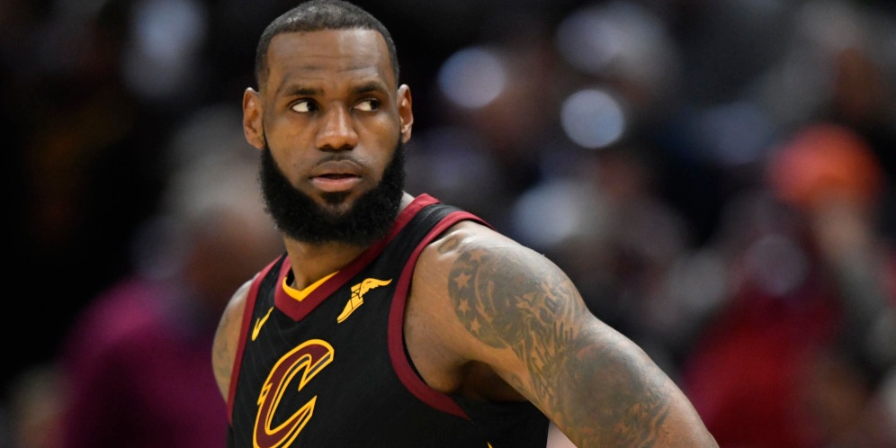 Pebasket Lebron James Main FIlm Komedi